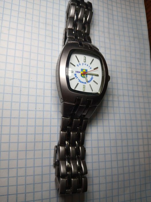 Часы подарочные omax