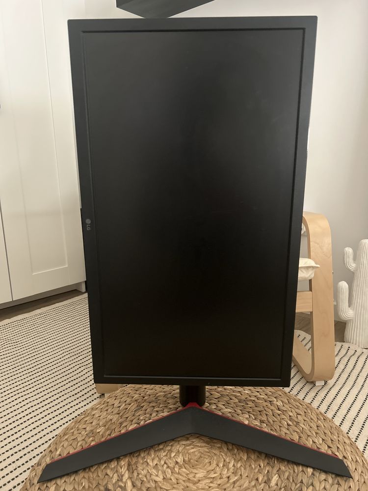 Monitor Gaming LG 24GL650-B (Exclente Estado]