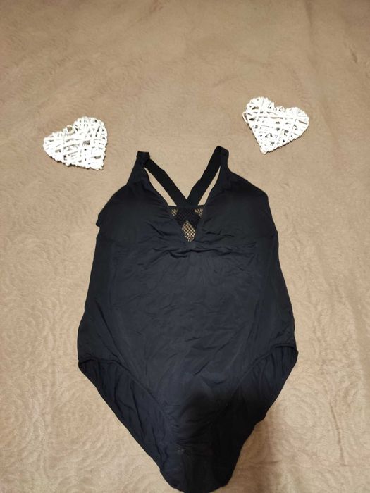 Body czarne z siateczką na dekolcie, rozmiar L, C&A