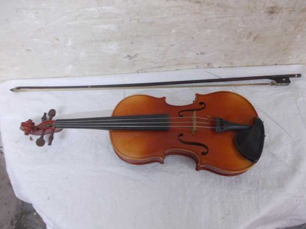 Prawie nowe skrzypce 1/2 52 cm.