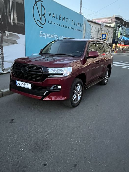 Toyota Land Cruiser 200