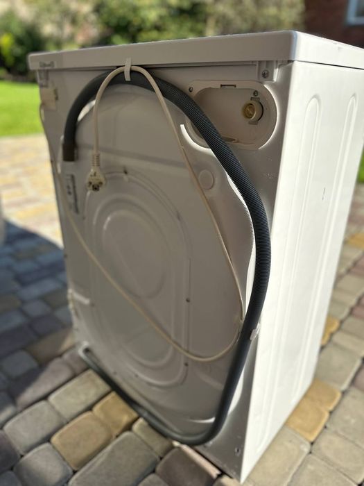 Пральна машина Ariston 6кг