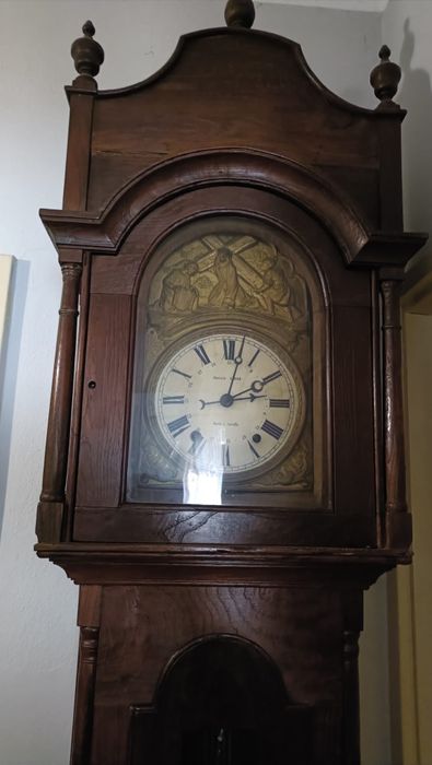 Relógio de cuco clássico