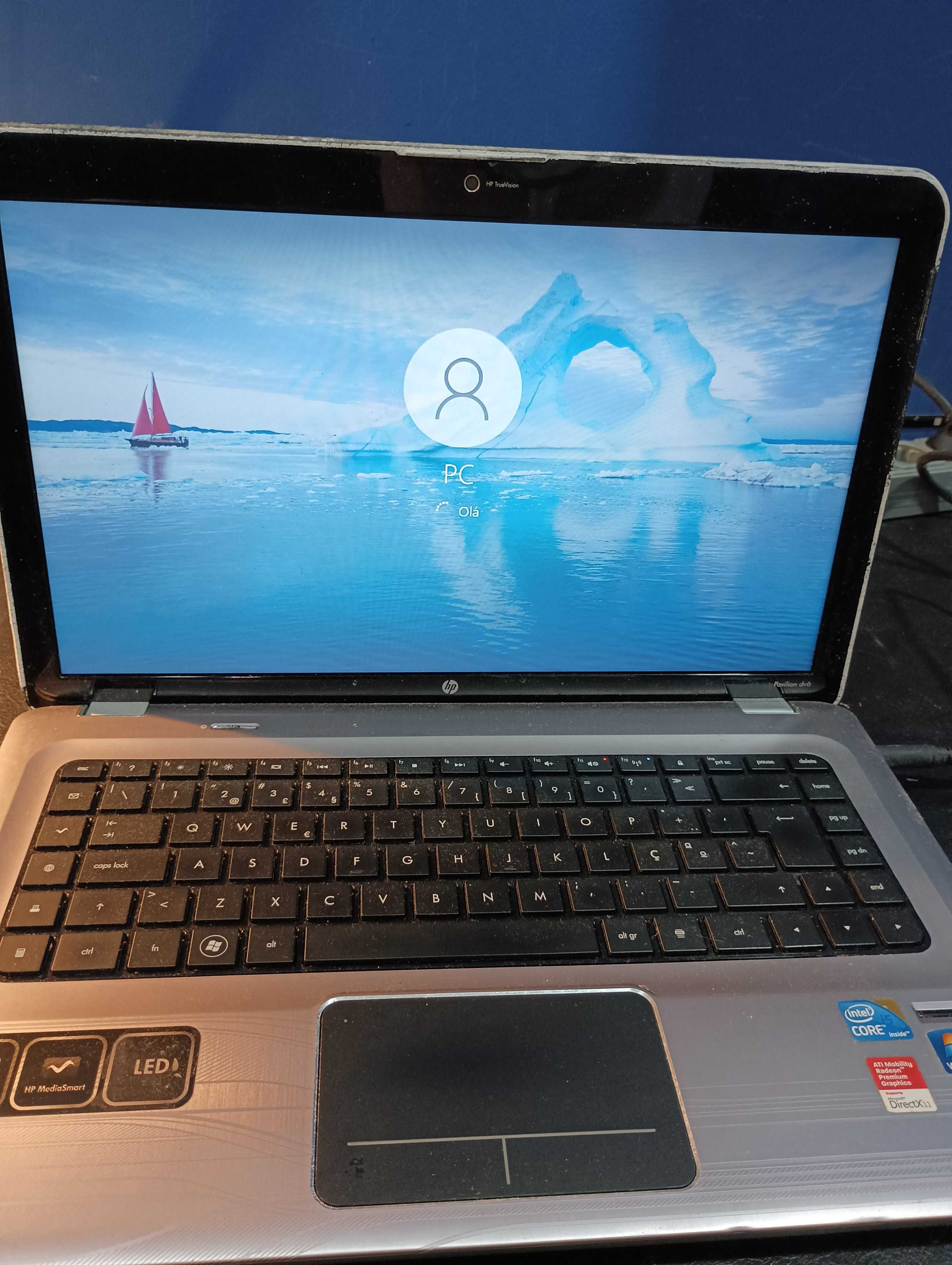 HP Pavilion dv6- Corei5-480M 4 GB DDR3 500 GB AMD Radeon HD 6550M