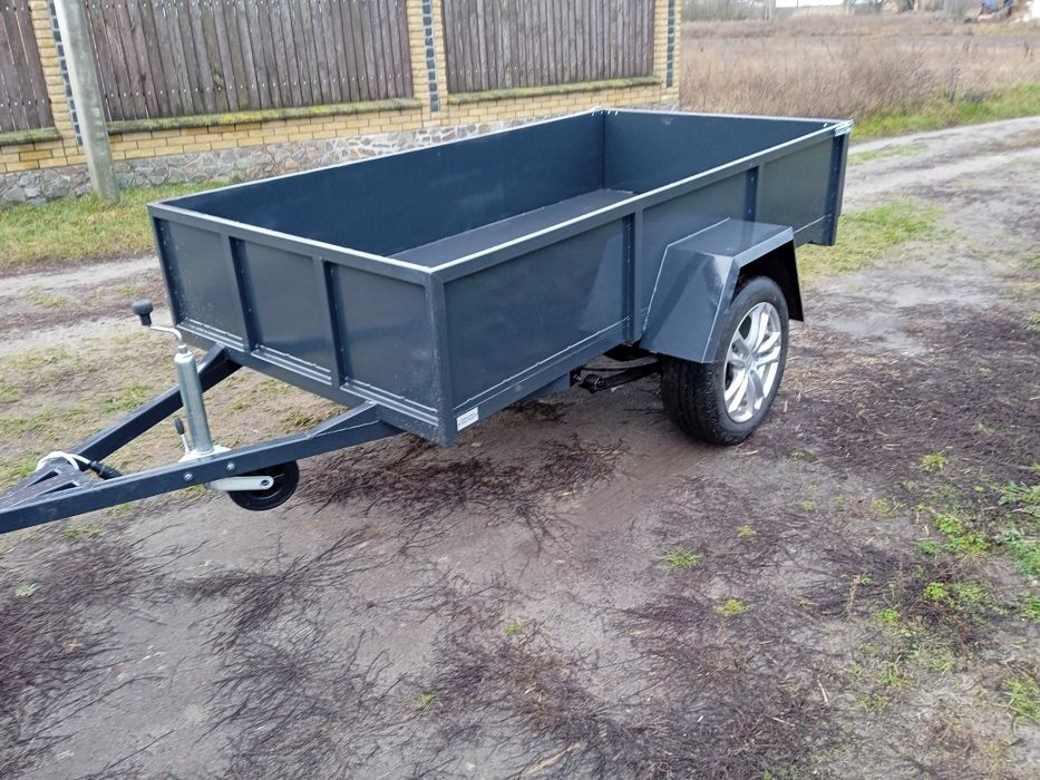 Причепи.  легкові