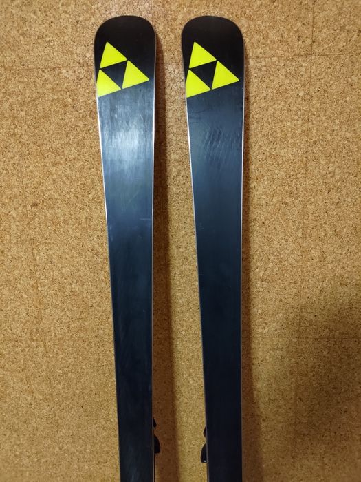 Narty Fischer RC4 World Cup Masters 185cm