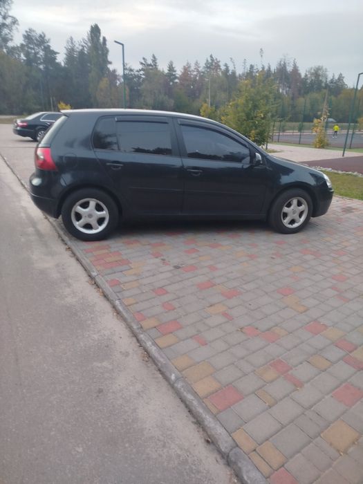 Фолькваген  гольф 5