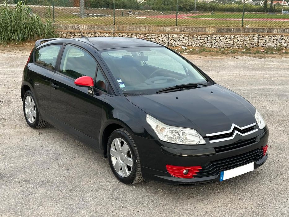 C4 Coupé apenas 97 mil KMS