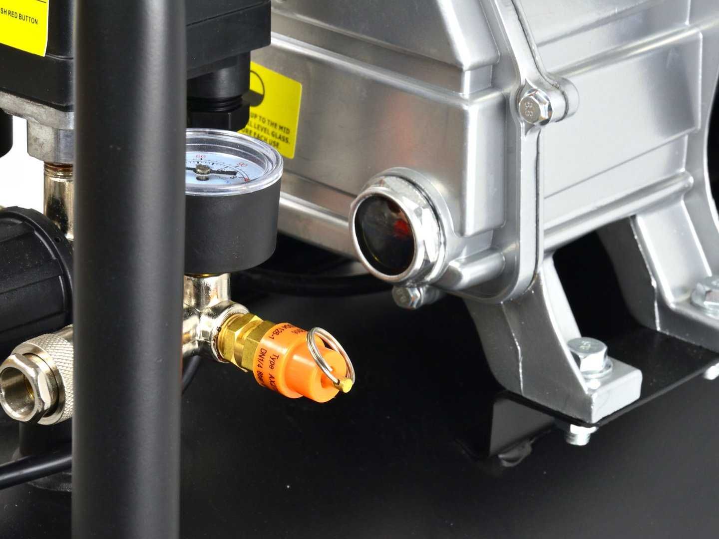 Kompresor olejowy sprężarka powietrza 50L 8BAR 230V 3,8KM NOWY