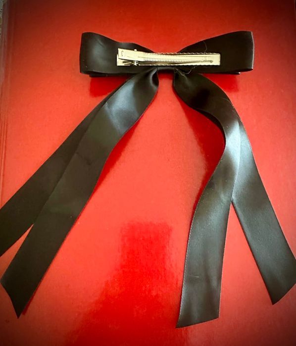 Elegancka spinka do włosów kokarda wstążkę długa czarna