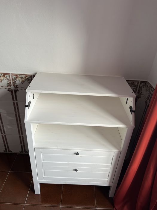 Muda fraldas/cómoda IKEA SUNDVIK