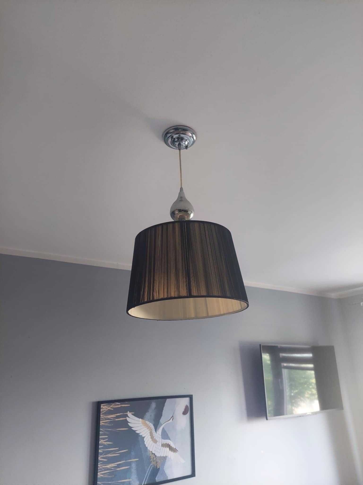 Lampy sufitowe, zegar ścienny