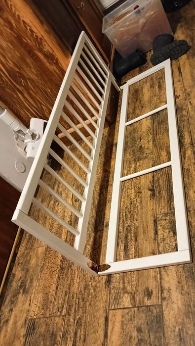 Barierka ochronna do łóżka dla dzieci