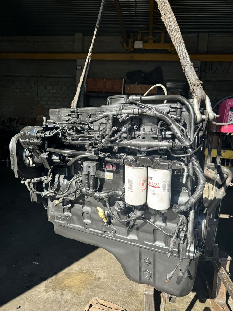 Двигун Case 310/335-New Holland T8040-8050