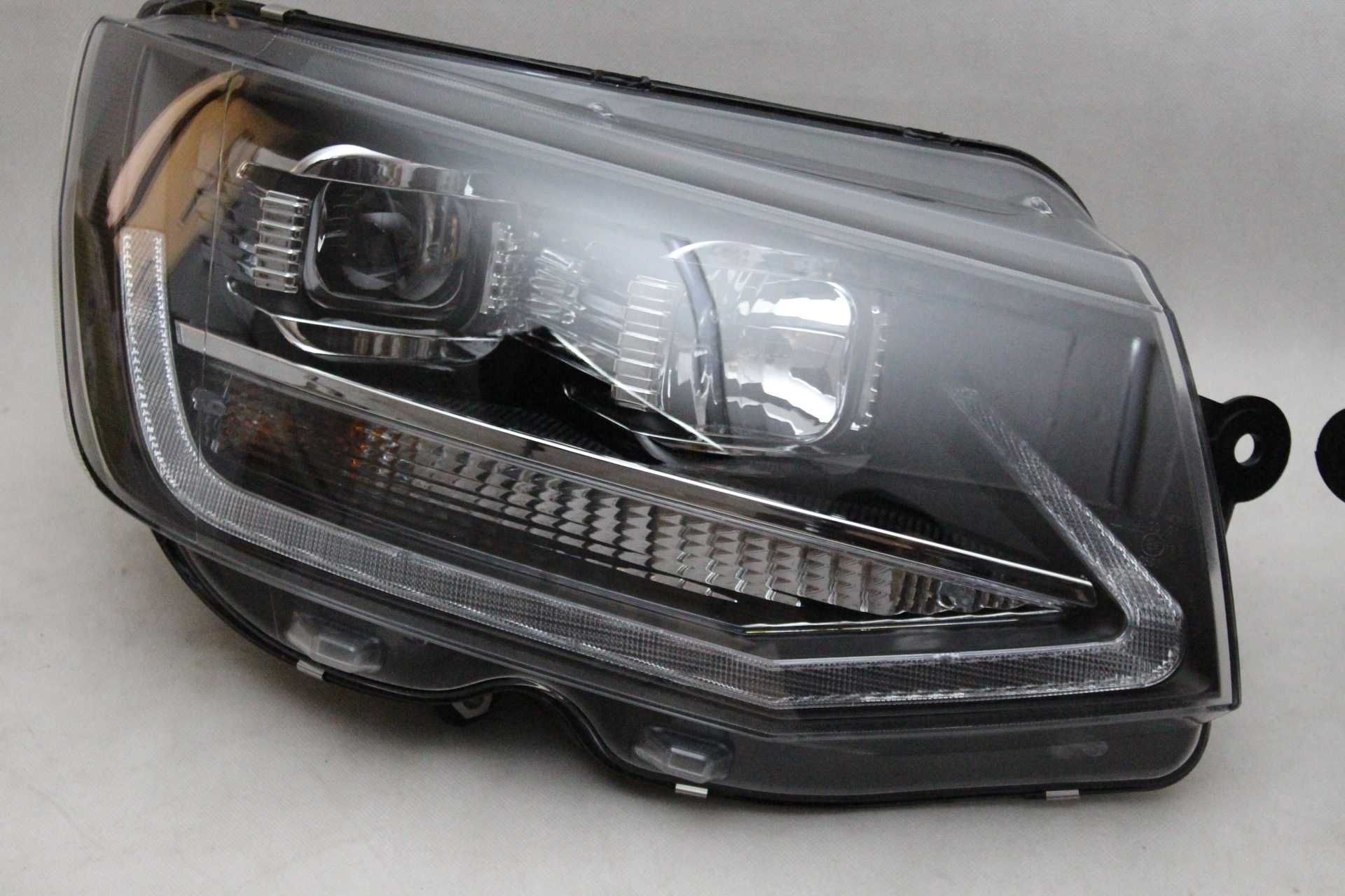 Lampy reflektory przednie przód VW T6 15-19 TRANSPORTER DRL LED NOWE