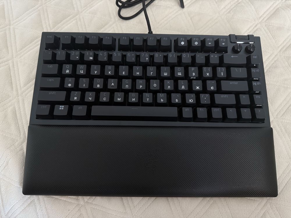 Ігрова Клавіатура Razer blackwidow V4 75%