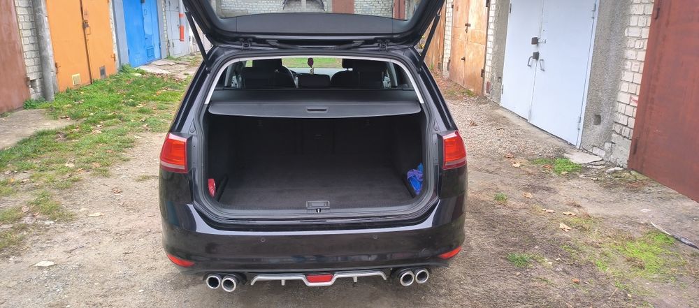 Гольф 7 2013 года 1.2 бензин 6 мкп универсал.