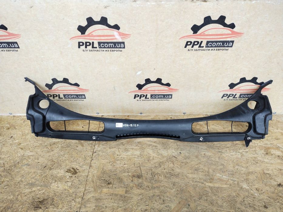 Ford Transit Tourneo Connect Mk2 13-21 Жабо пластик под лобовое стекло