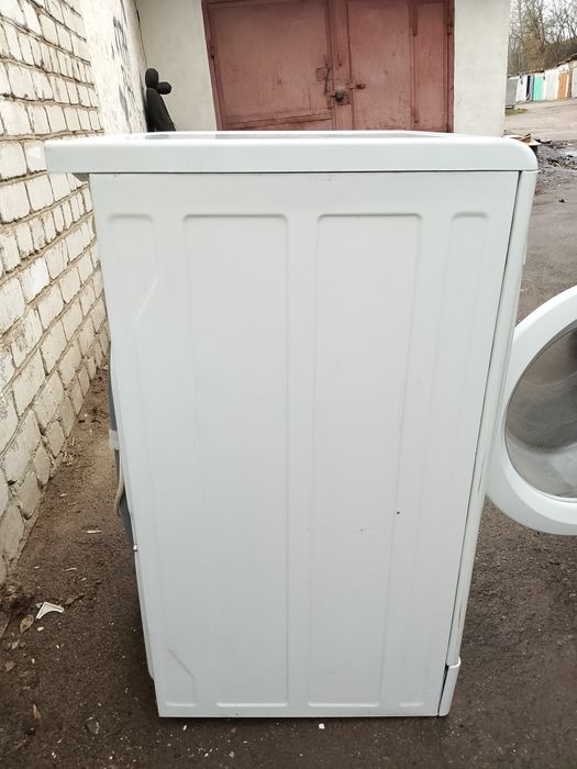 Стиральна машина