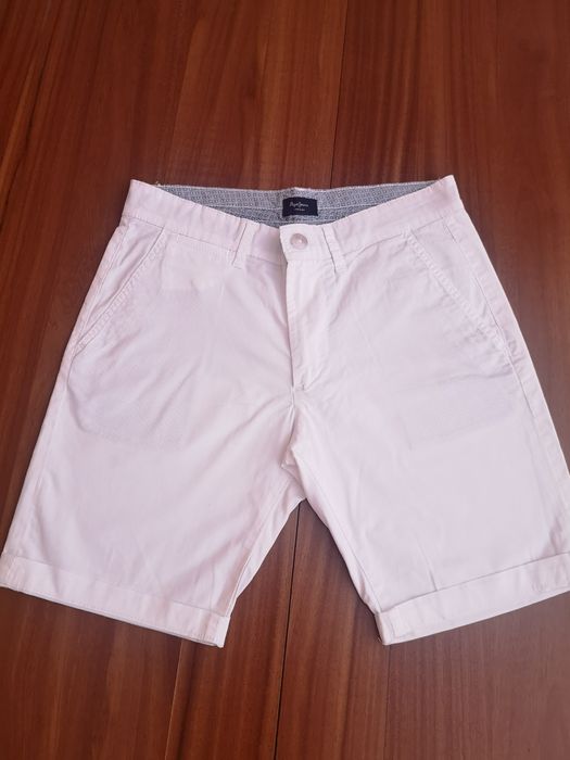 Calcoes/Bermuda de homem da "Pepe Jeans"