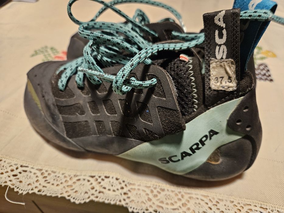 Buty wspinaczkowe damskie SCARPA Instinct VS black/aqua