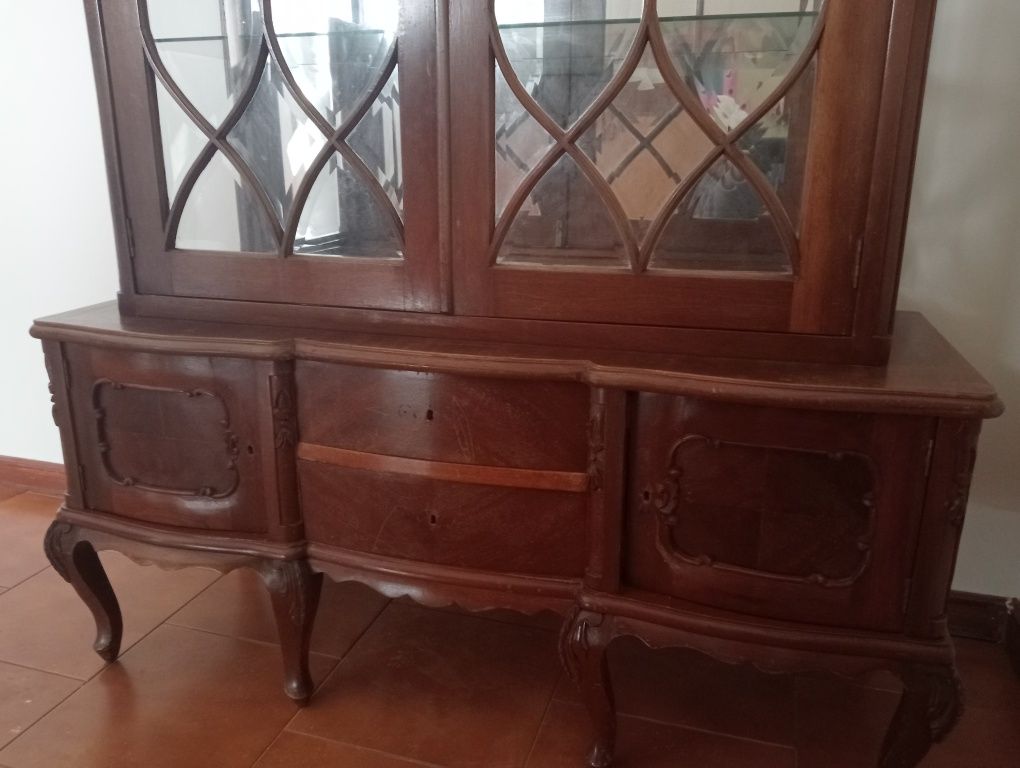 Cristaleira vintage para restauro