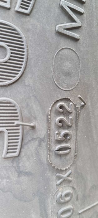 305/70/19,5 Michelin prowadząca