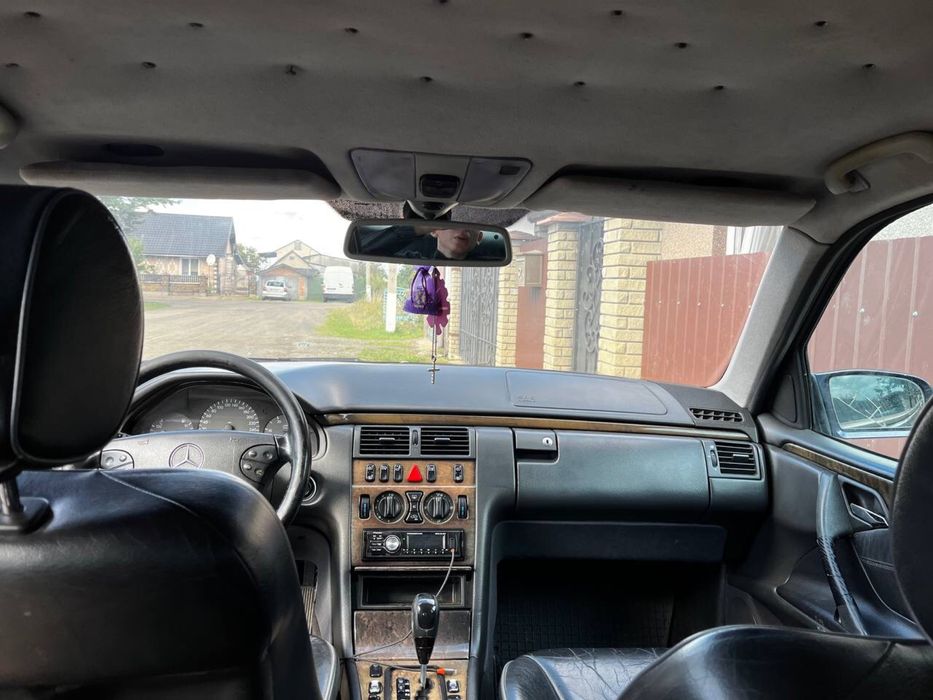 mersedes 210,мерс,машина