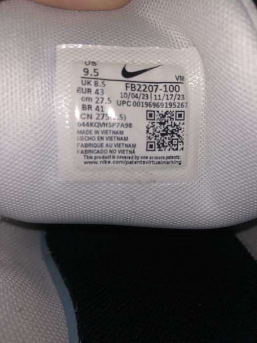 Кросівки Nike Revolution 7