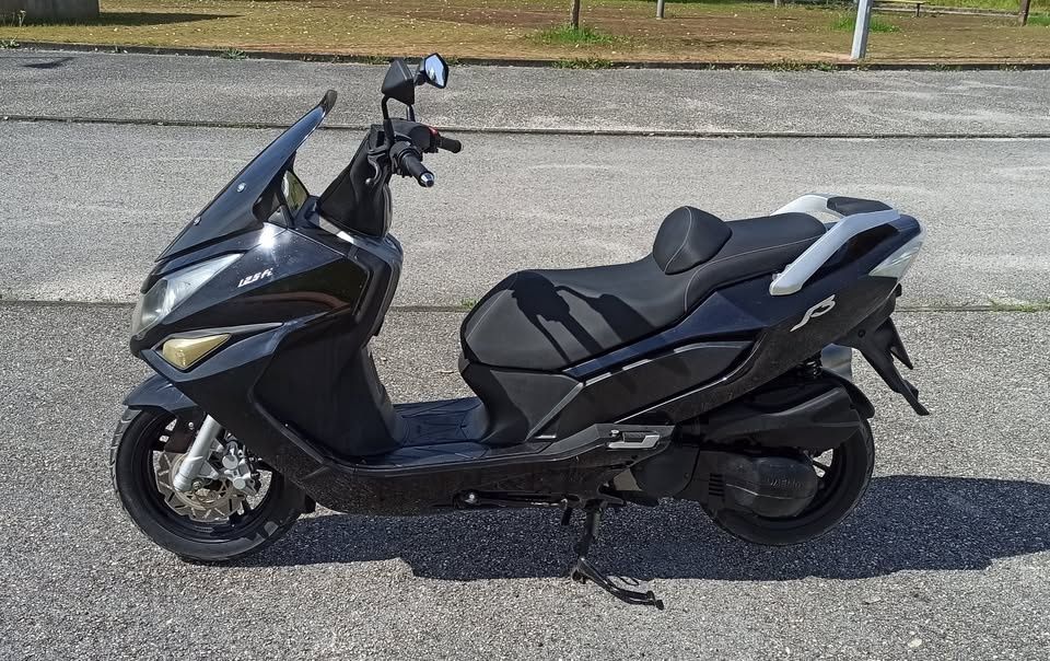 Maxi Scooter Daelim S3 125cc