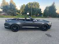 Ford Mustang Ford Mustang 3.7 v6 305 km