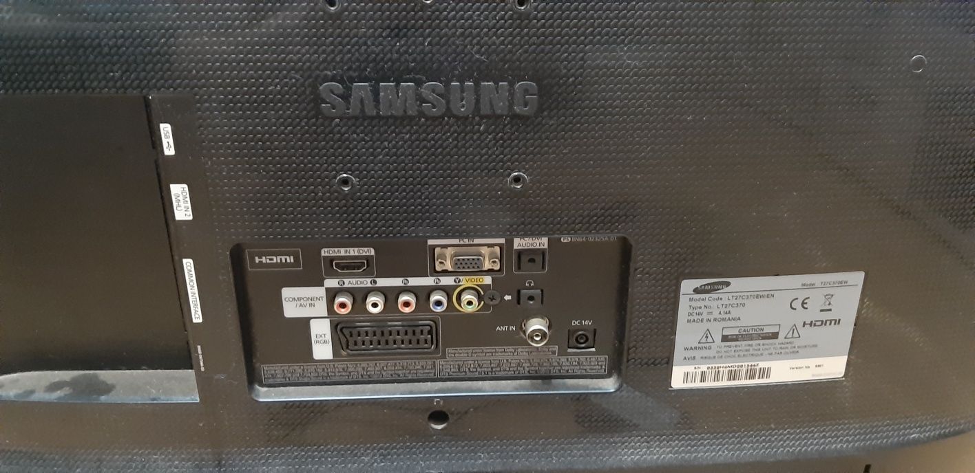 Monitor - TV SAMSUNG 27" cali z funkcją telewizora z pilotem i zasilac