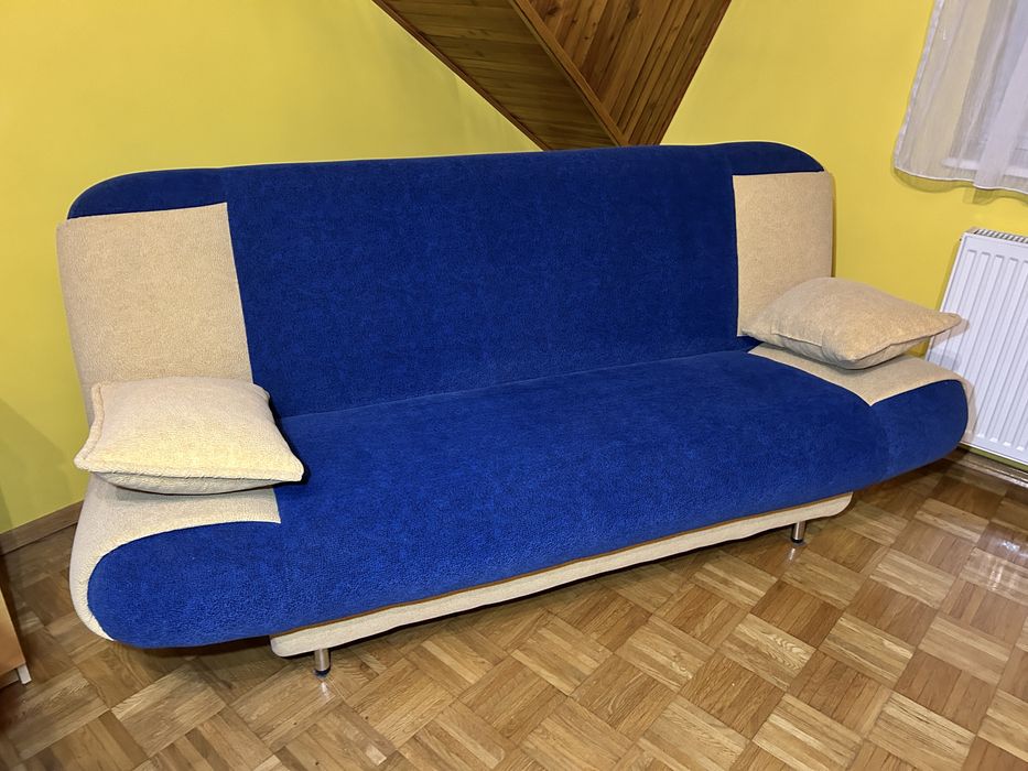 Zestaw wypoczynkowy wersalka rozkładana dwa bardzo wygodne fotele