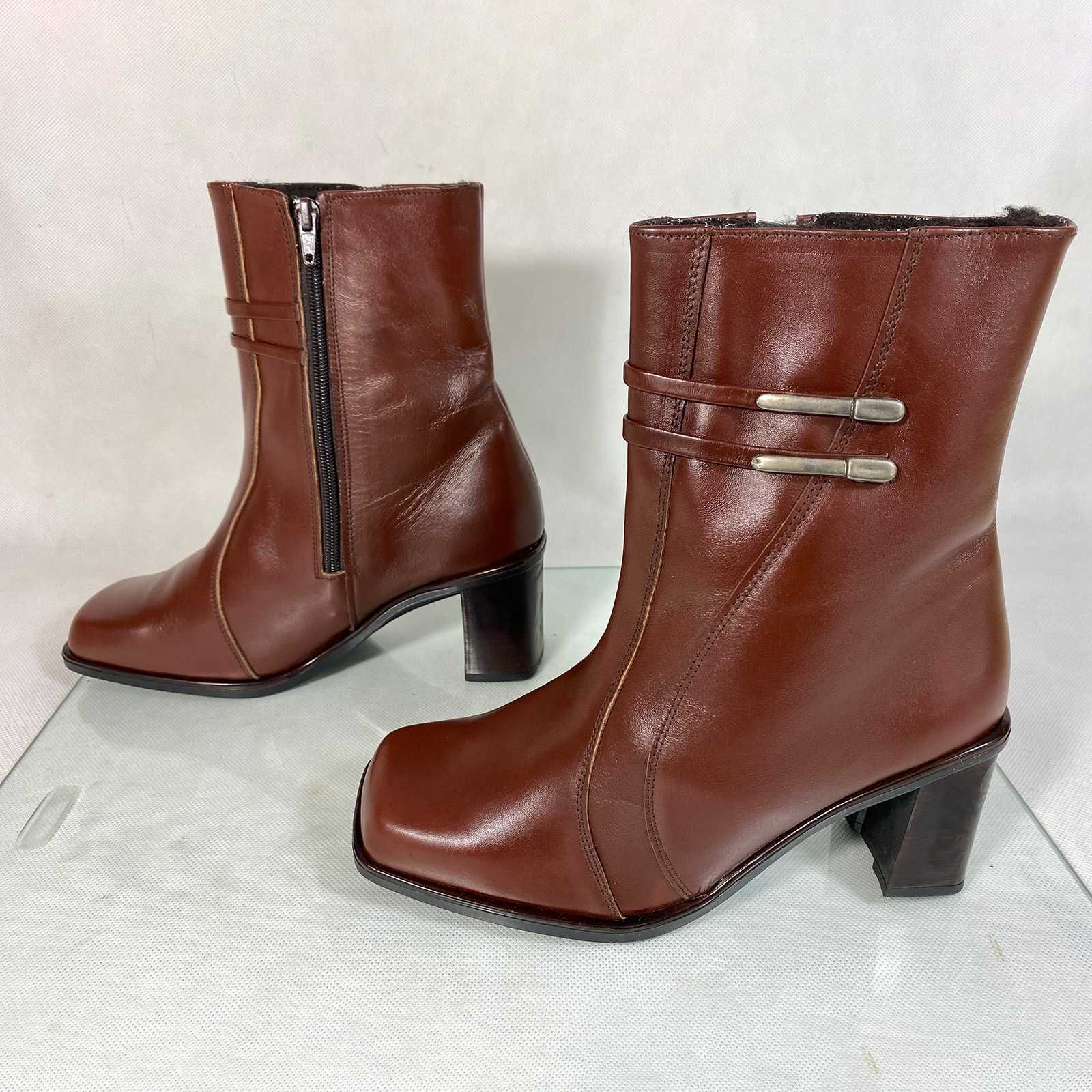 Buty Kozaki Damskie Skórzane Sztyblety Botki Zimowe na Obcasie