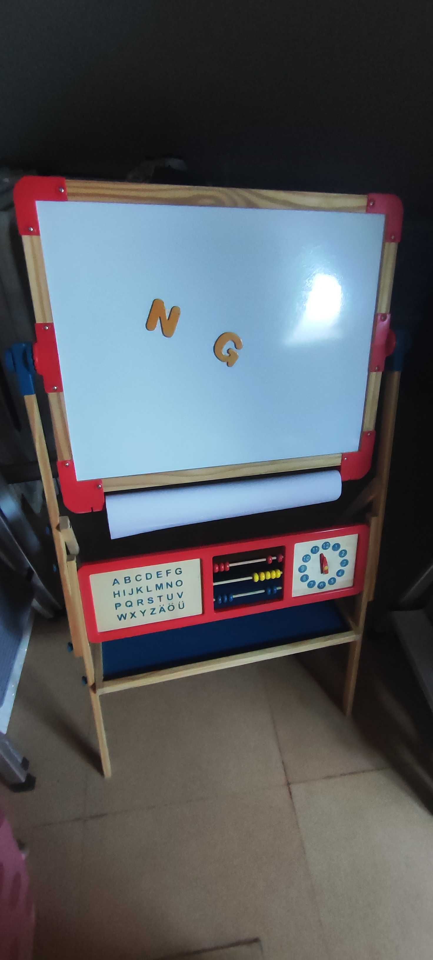 Brinquedo quadro ardosia e magnético para crianças