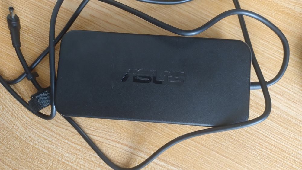 Блок живлення, зарядний пристрій для ноутбука 180W HP MSI ASUS DELL