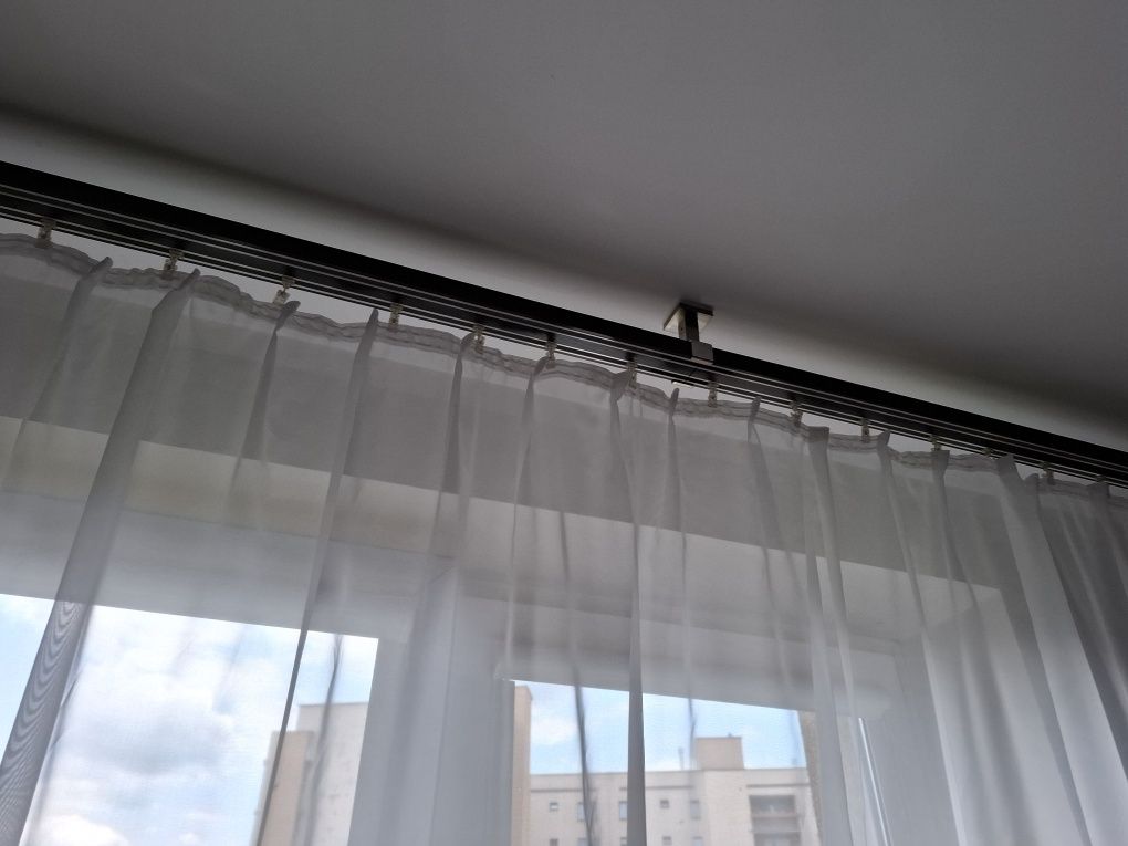 Karsznisz (dwa karnisze sufitowe kolor WENGE)