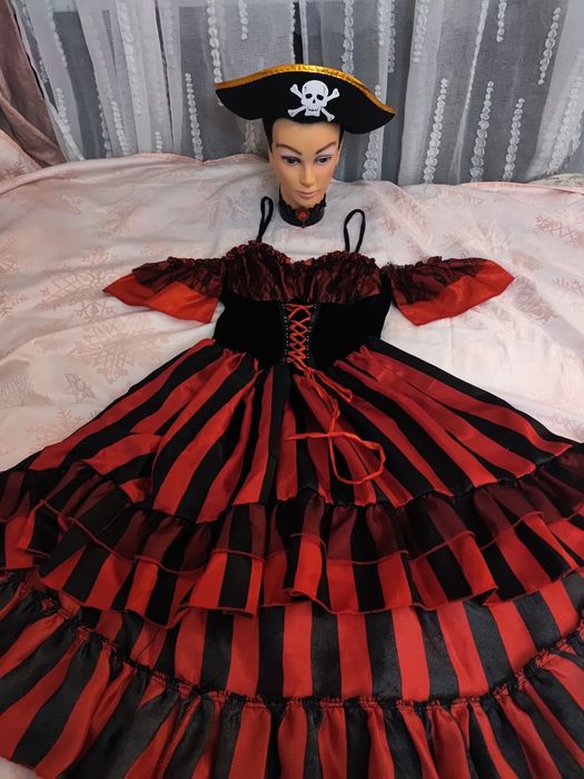 Strój przebranie piratka pirat korsarka korsarz królowa mórz roz 38/40