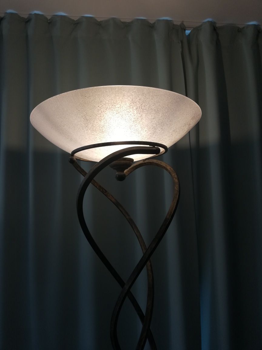 Lampa podłogowa Firenze Italy metaloplastyka stare złoto.