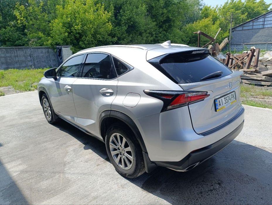 Продам Lexus NX 200t