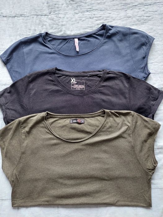 T-shirt 3 sztuki w rozmiarze XL.