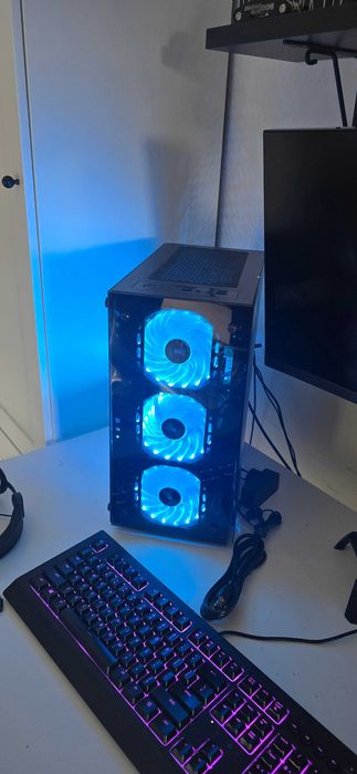 Komputer stacjonarny i5 8GB 256GB SSD 500GBHDD Nvidia GTX Windows10