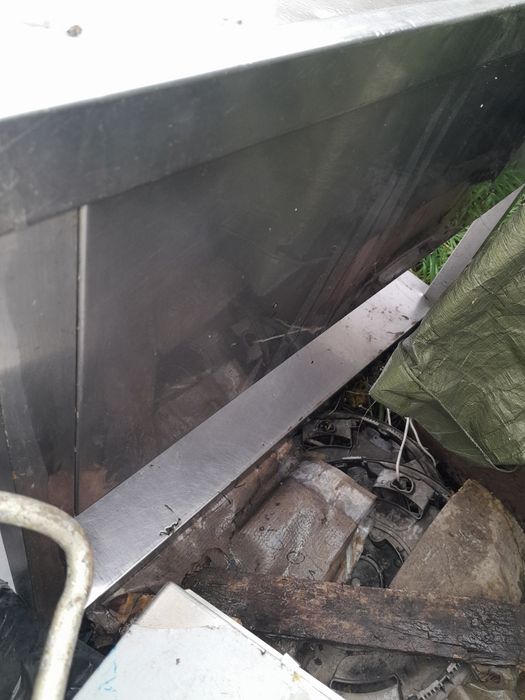 Zlewozmywak że stali nierdzewnej