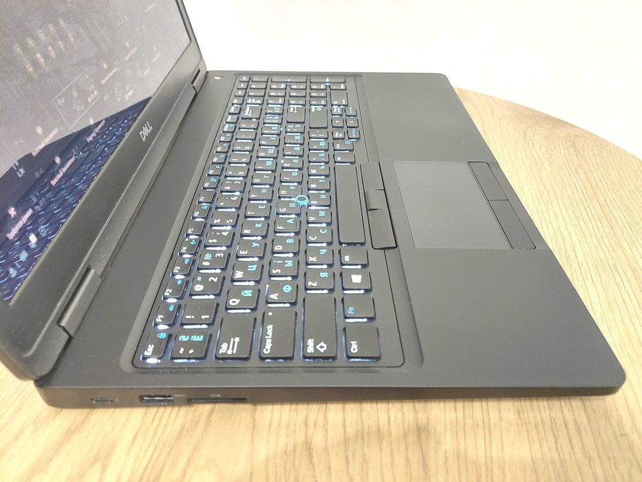 Ігровий Dell i5(8th)/4GB Video/32 GB/512 SSD/Гарантія!/Батарея 4г торг