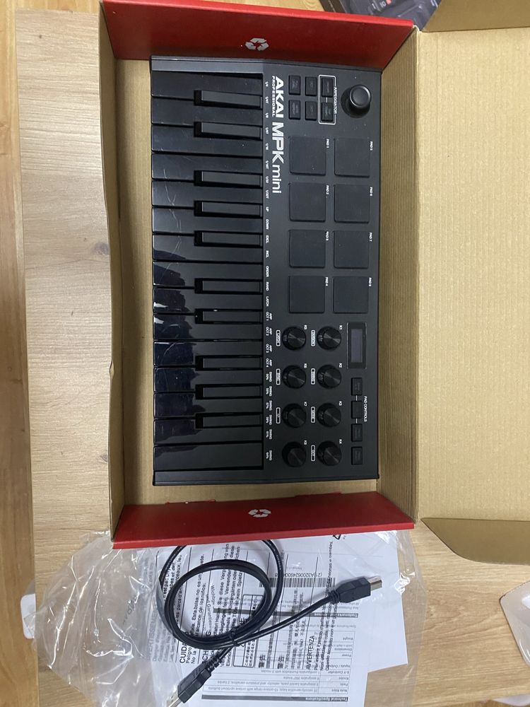 Akai MPK Mini MK3 kontroler MIDI
