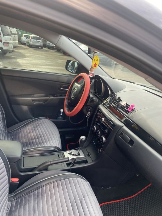 Продам мазду 3 автомат