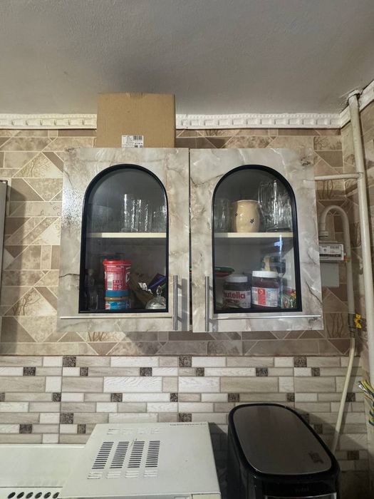 Продам срочно кухню в хорошем состоянии 210см. Только самовывоз. Торг