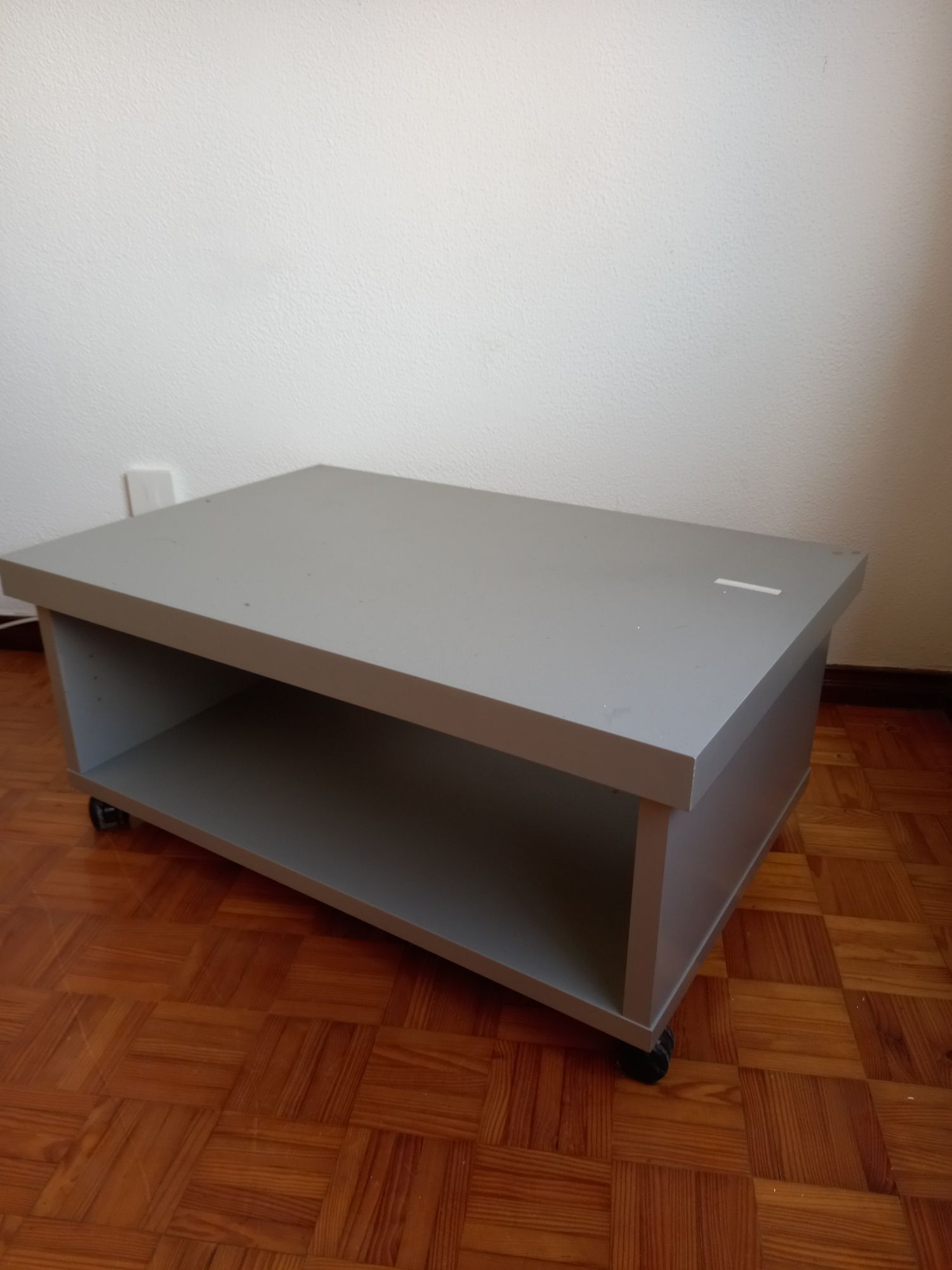 Mesa de centro com rodas ikea