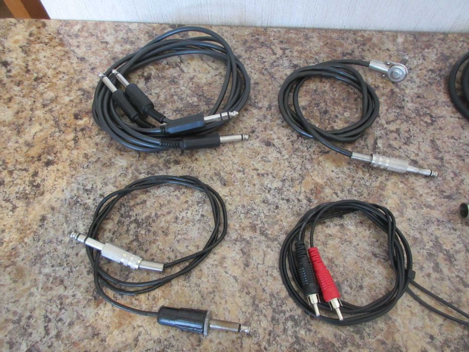 Микрофон,провода,кабели.