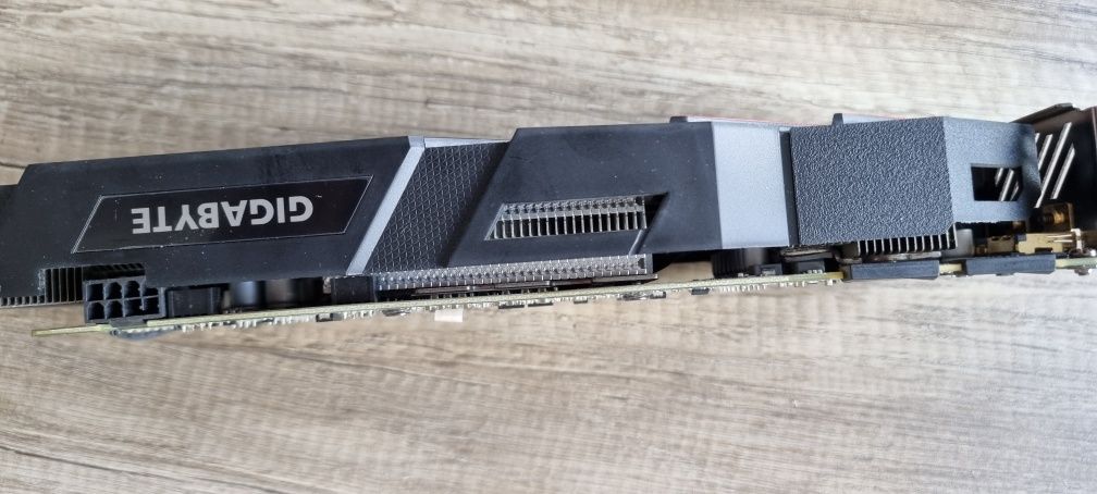 Gigabyte GeForce GTX 1070 ti avariada